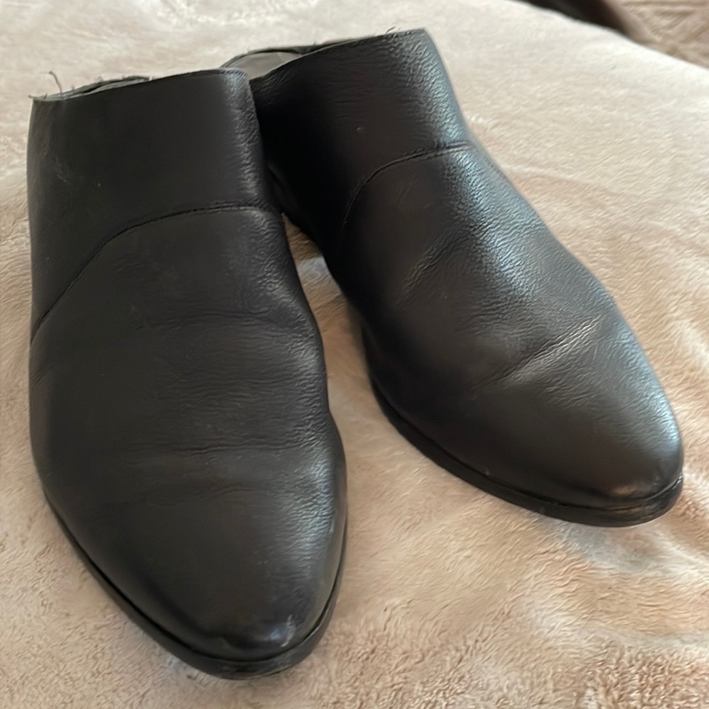Eileen Fisher mules